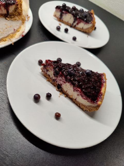 Borůvkový cheescake II.jpg